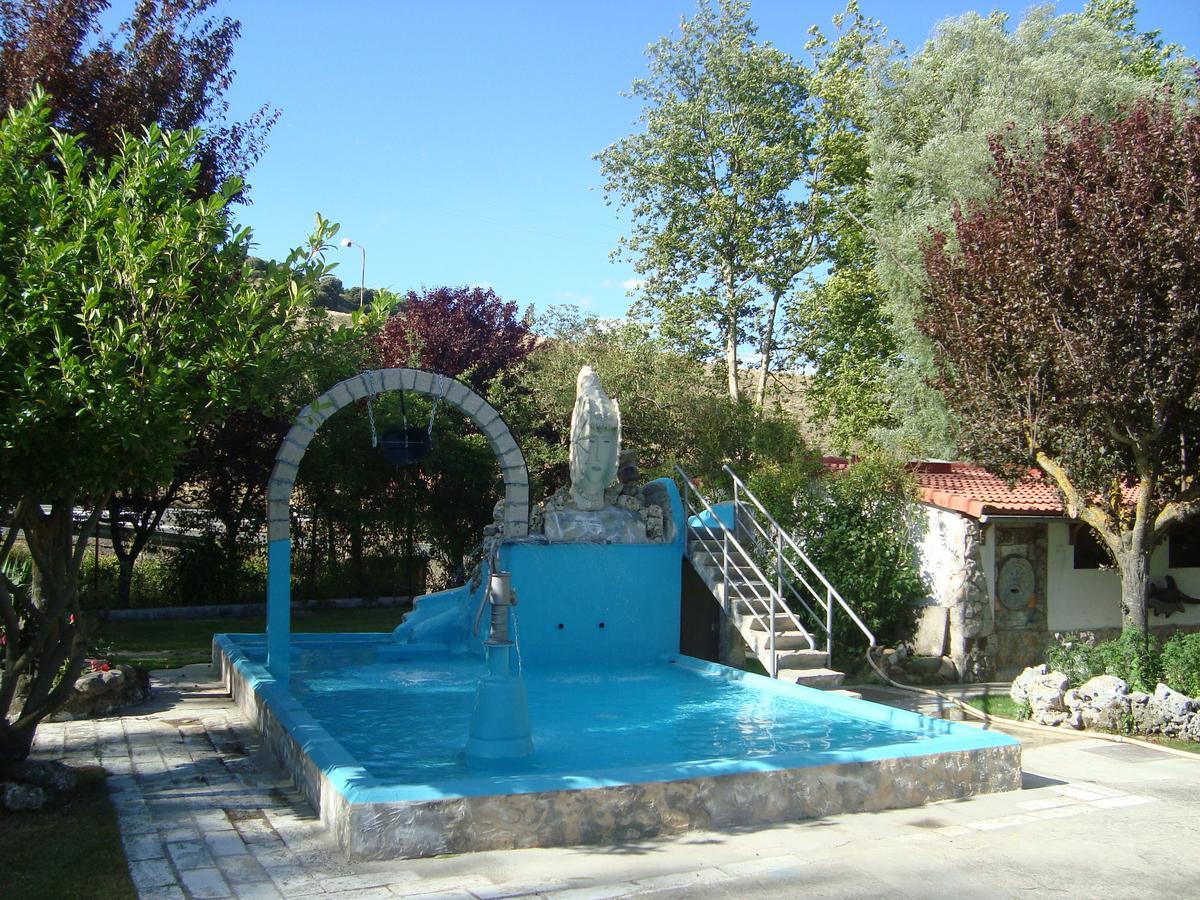 Picon Del Conde Hotel Monasterio de Rodilla Buitenkant foto