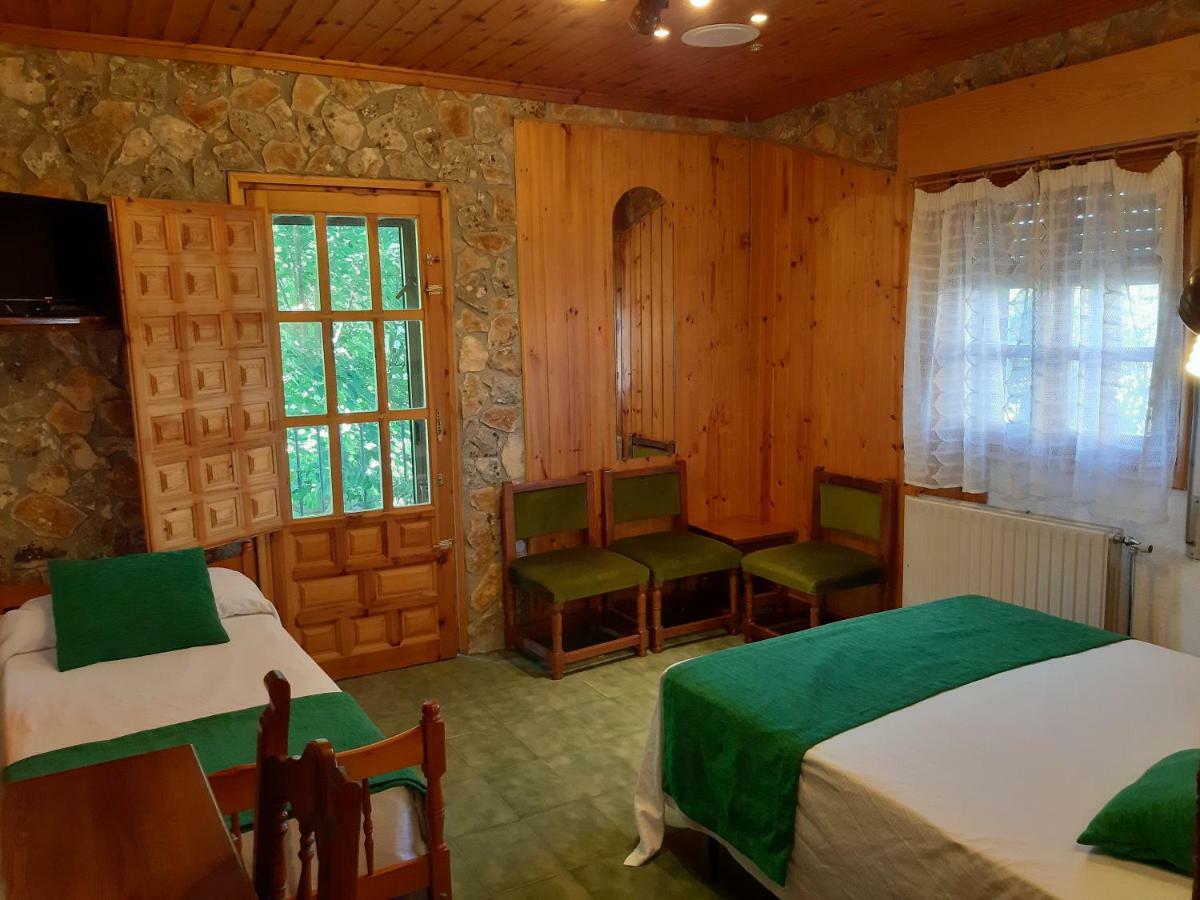Picon Del Conde Hotel Monasterio de Rodilla Buitenkant foto