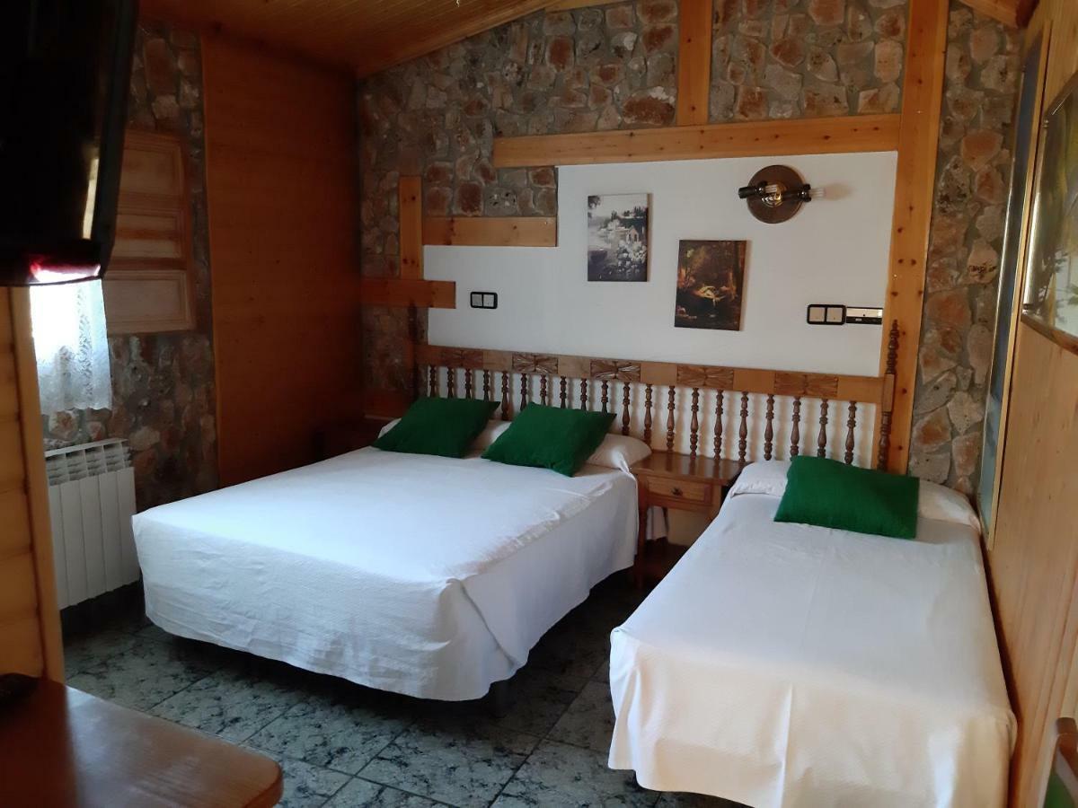 Picon Del Conde Hotel Monasterio de Rodilla Buitenkant foto
