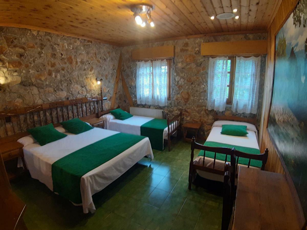 Picon Del Conde Hotel Monasterio de Rodilla Buitenkant foto