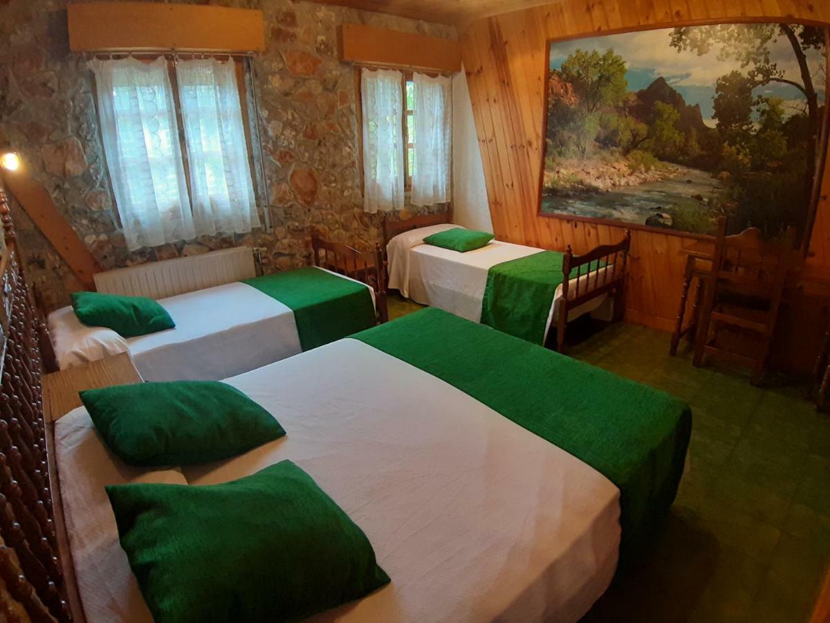 Picon Del Conde Hotel Monasterio de Rodilla Buitenkant foto